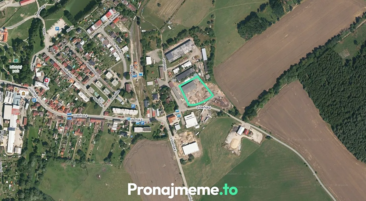 Pronájem komerčního pozemku 2700 m²